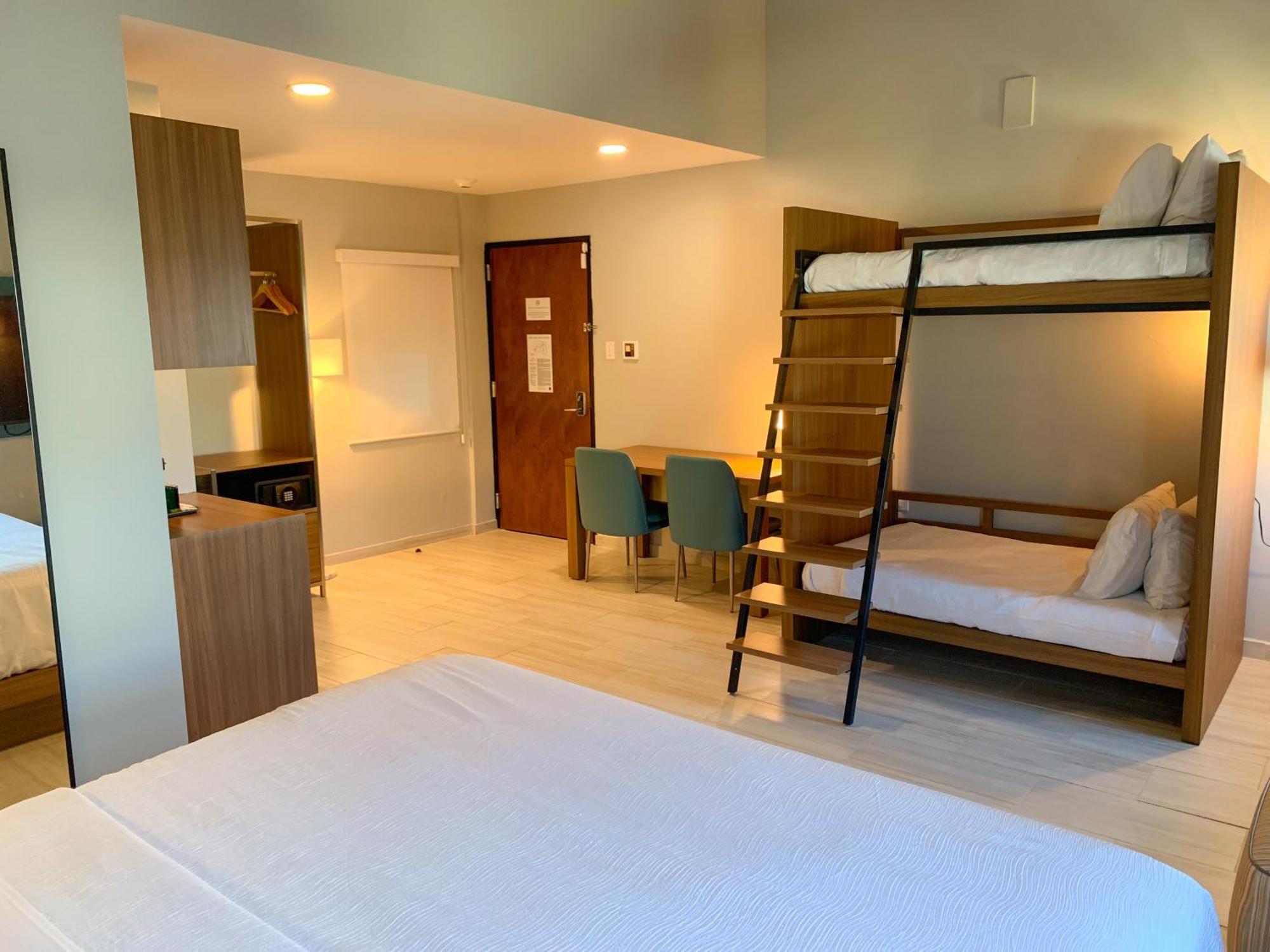 Tryp By Wyndham Mayaguez Bagian luar foto