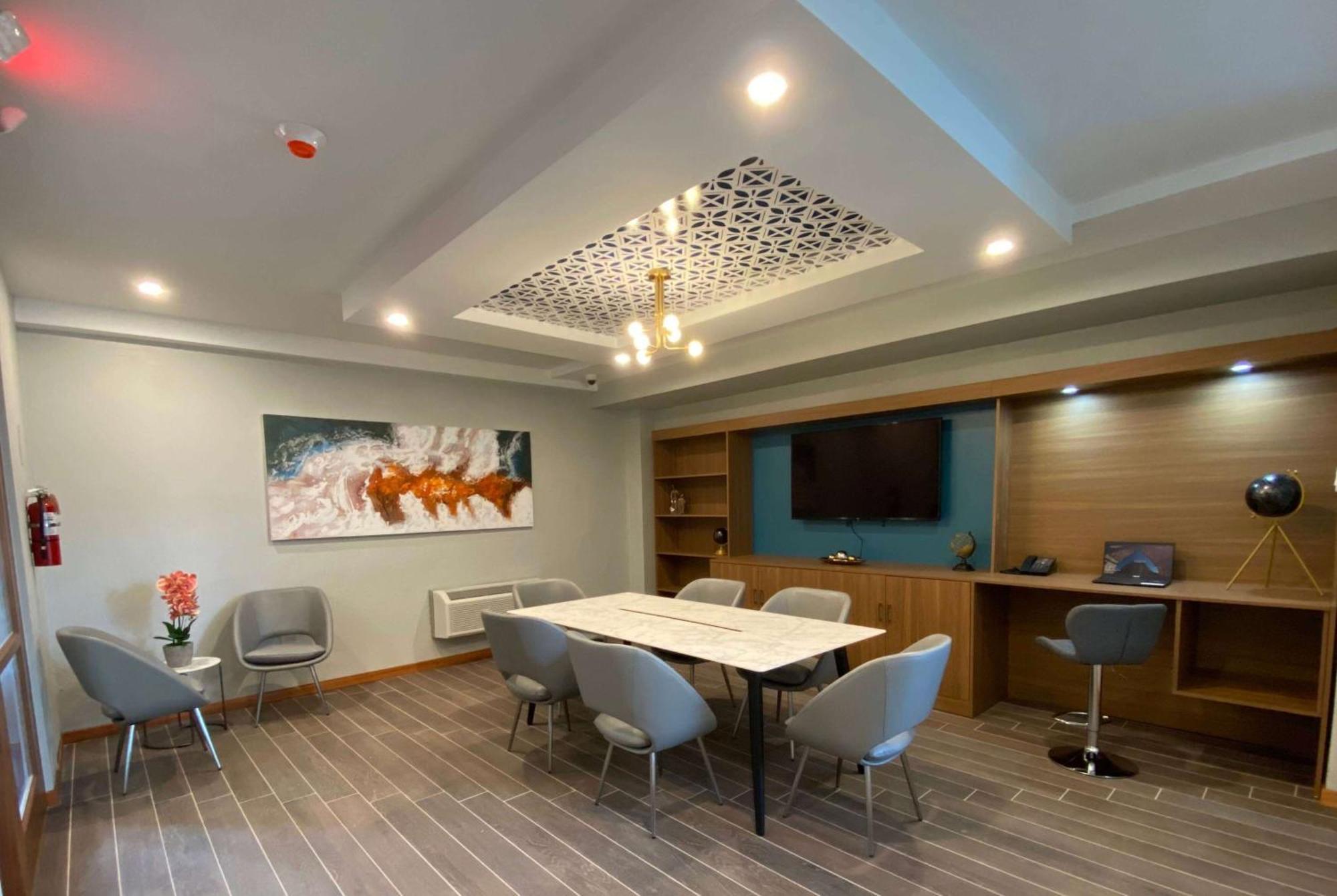 Tryp By Wyndham Mayaguez Bagian luar foto